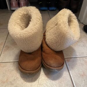 Tall Chestnut Uggs